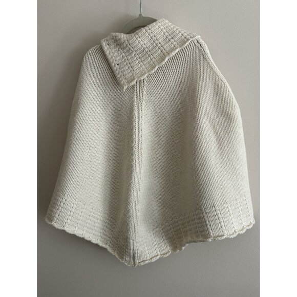 GAP Kids Sweater Knit Poncho Cape Ivory Cream Buttons Lambs Wool S/M - Picture 6 of 12